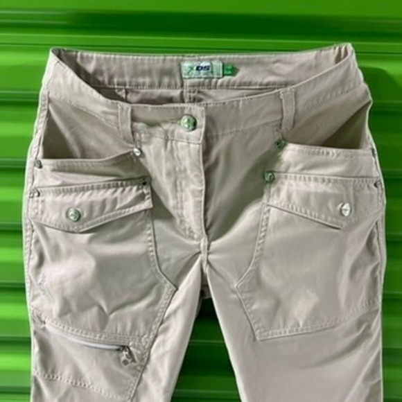 Daily Sports XDS Khaki Cropped Cargo Pants Womens 6 Tan Capri Utility Ankle Zip - Picture 2 of 16